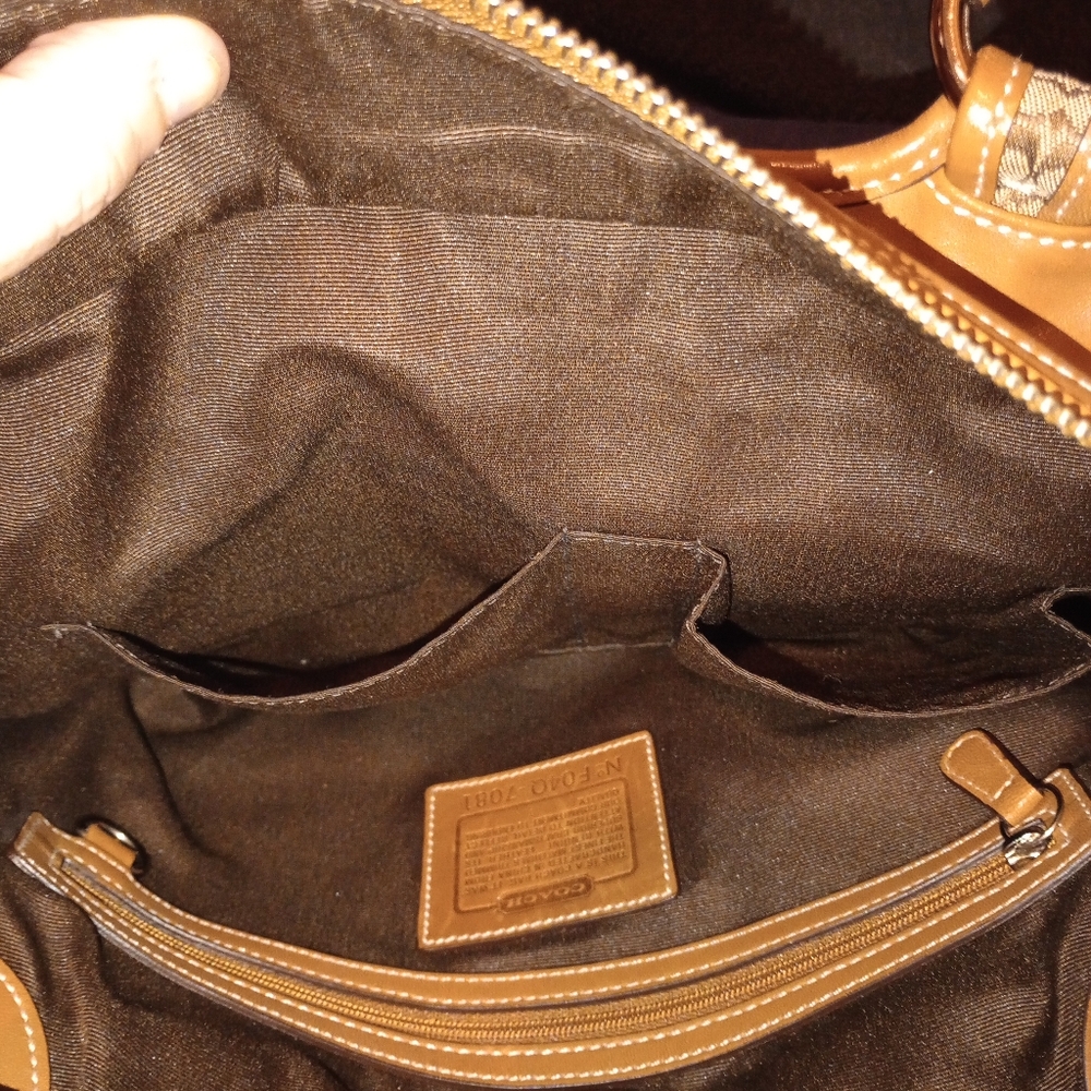 Vintage Coach Soho Classic Brown Signature C Camel Tan Leather Sm Tote Bag - Picture 10 of 15
